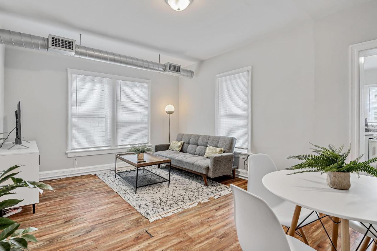 Unique And Bright 3br In Uptown Apartamento Harrisburg